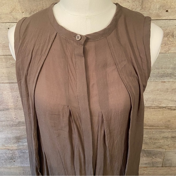 Laura Ashley women’s beige coloured hi low button blouse in size 4 - Picture 7 of 10